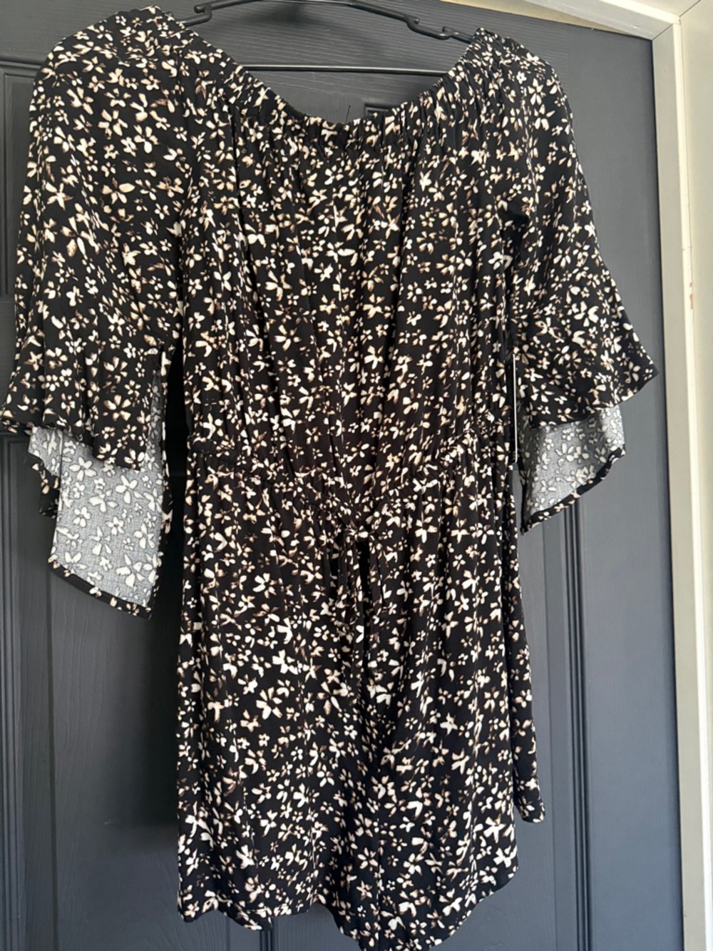 Express Black Floral Off-Shoulder Women's Top
